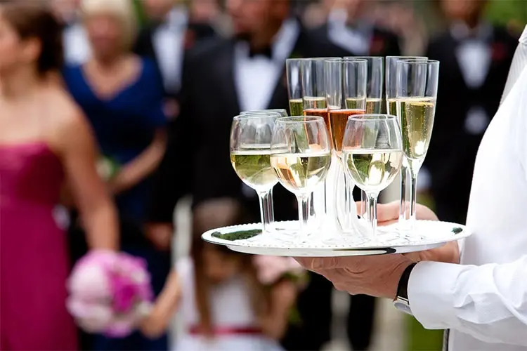 mariage vin d'honneur vinovins